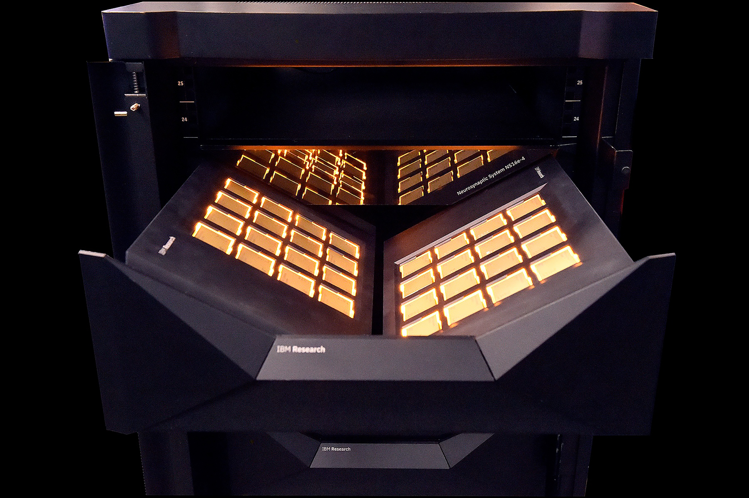 AFRL, IBM unveil world’s largest neuromorphic digital synaptic super computer