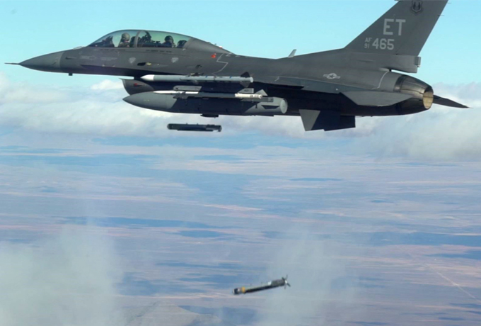 AFRL completes Golden Horde Collaborative Small Diameter Bomb second flight demonstration