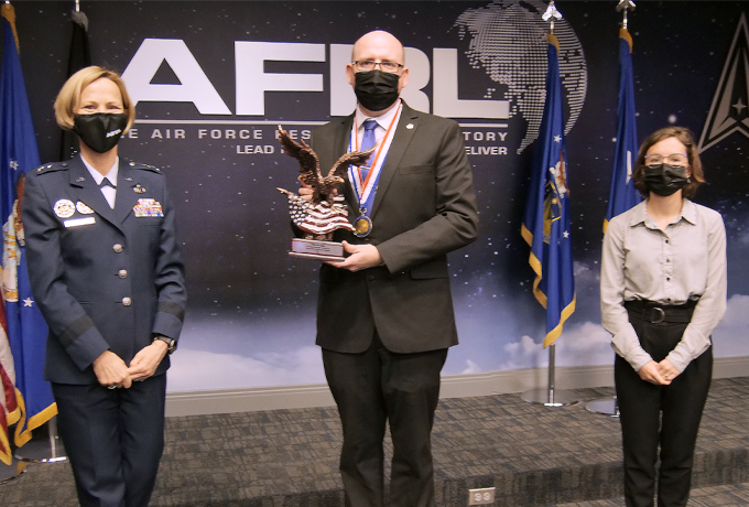 AFRL honors lab’s top performers at 2021 annual awards ceremony