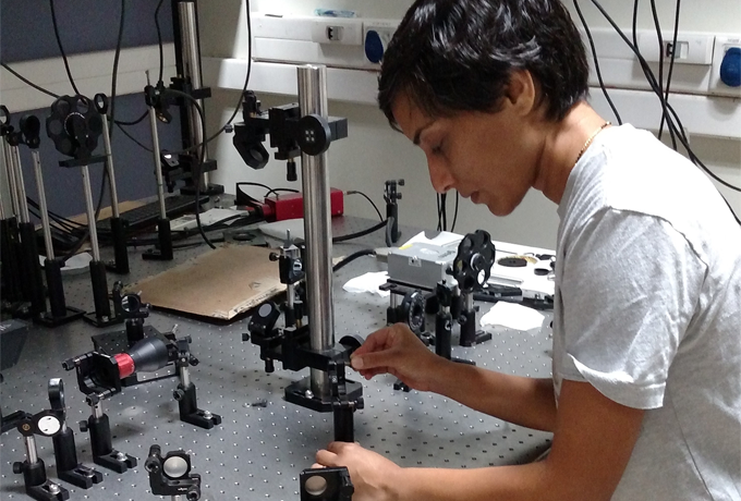 AFRL engineer highlights illuminating photonics work in Lab Life podcast