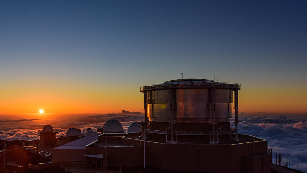 AIR FORCE MAUI OPTICAL AND SUPERCOMPUTING (AMOS) SITE