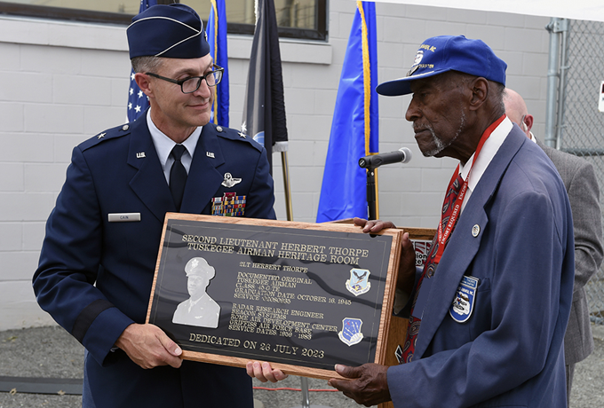 AFRL’s Information Directorate dedicates room to Tuskegee Airman, former Electrical Engineer
